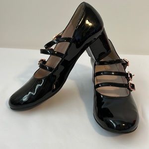 Ruby & Bloom Black Patent Mary Jane Dress Shoes